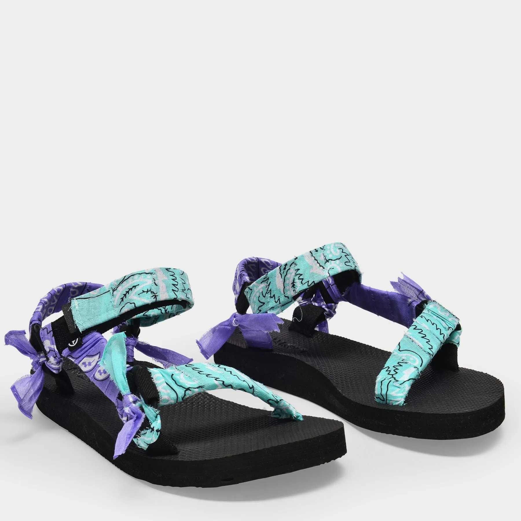 Arizona Love  Trekky Sandals in Purple Cotton