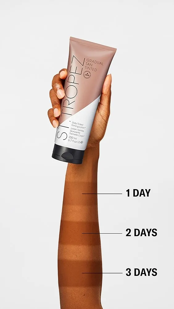 St. Tropez   Gradual Tan Daily Tinted Firming Lotion 