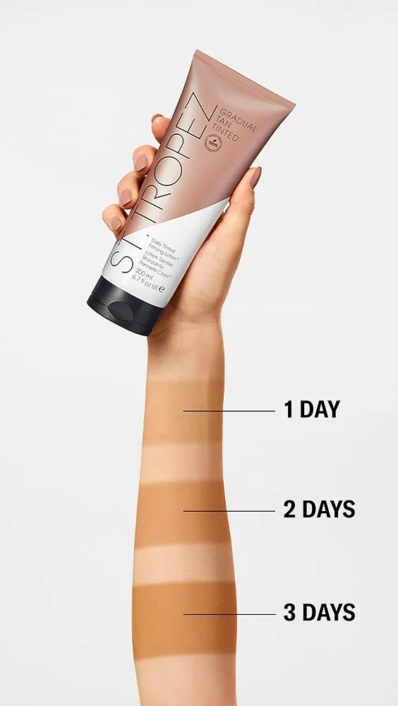 St. Tropez   Gradual Tan Daily Tinted Firming Lotion 